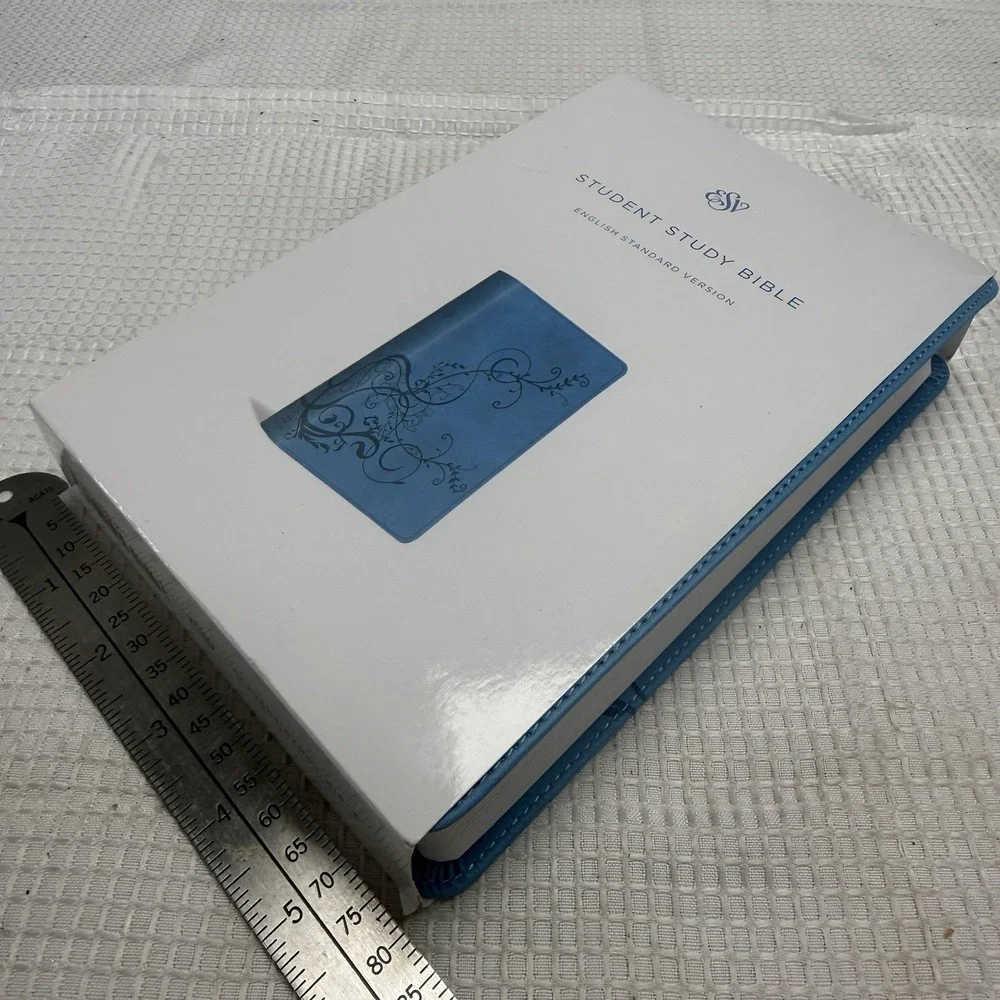 ESV Holy Bible Student Study Bible Sky Blue Ivy Design Imitation Leather New
